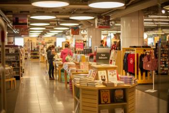 Bookie store